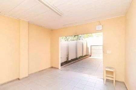 Casa à venda com 90m², 2 quartos e 3 vagas Casa à venda com 90m², 2 quartos e 3 vagasÁrea Externa