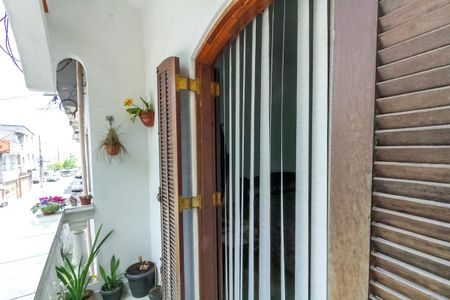 Casa à venda com 129m², 3 quartos e 2 vagas Casa à venda com 129m², 3 quartos e 2 vagasVaranda da Suíte