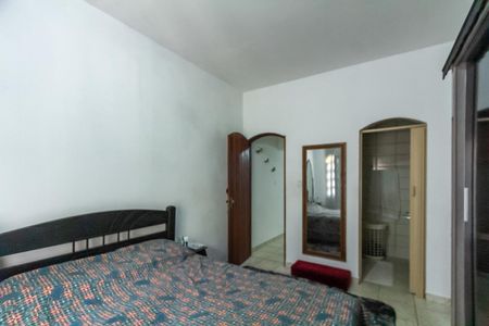 Casa à venda com 129m², 3 quartos e 2 vagas Casa à venda com 129m², 3 quartos e 2 vagasSuíte