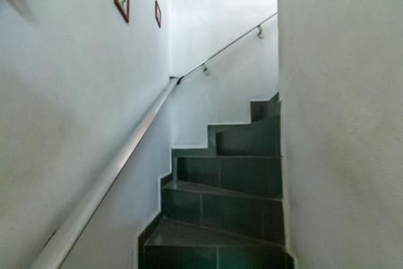 Escada de casa à venda com 3 quartos, 129m² em Baeta Neves, São Bernardo do Campo