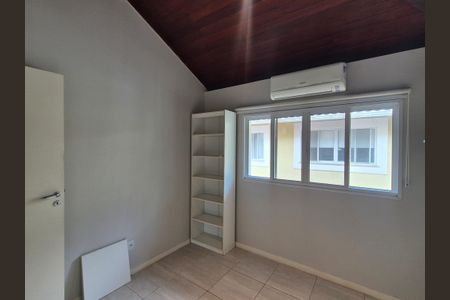 Casa de condomínio à venda com 122m², 4 quartos e 2 vagasQuarto 3