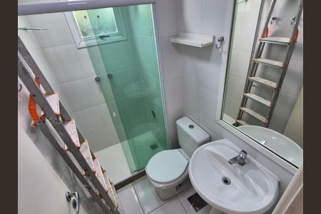 Casa de condomínio à venda com 122m², 4 quartos e 2 vagasBanheiro 2