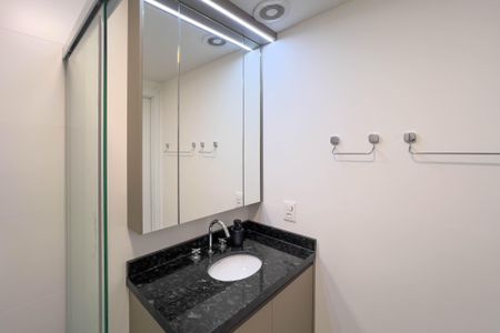 Studio para alugar com 20m², 1 quarto e sem vaga Studio para alugar com 20m², 1 quarto e sem vagaBanheiro Social