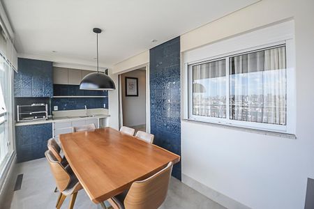Apartamento à venda com 94m², 2 quartos e 2 vagas Apartamento à venda com 94m², 2 quartos e 2 vagasVaranda gourmet