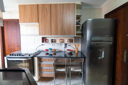 Apartamento à venda com 85m², 2 quartos e 1 vagaCozinha e Área de Serviço