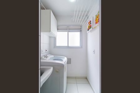 Apartamento à venda com 48m², 2 quartos e 1 vaga Apartamento à venda com 48m², 2 quartos e 1 vagaÁrea de Serviço