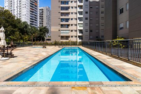 Apartamento à venda com 48m², 2 quartos e 1 vaga Apartamento à venda com 48m², 2 quartos e 1 vagaÁrea comum - Piscina