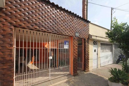 Casa para alugar com 110m², 2 quartos e 1 vagaFachada