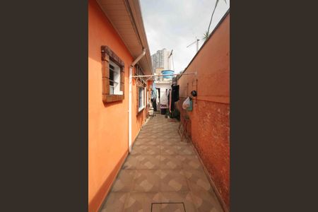 Casa para alugar com 110m², 2 quartos e 1 vagaCorredor Lateral