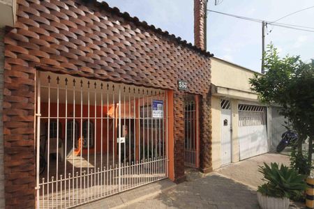 Casa para alugar com 110m², 2 quartos e 1 vagaFachada
