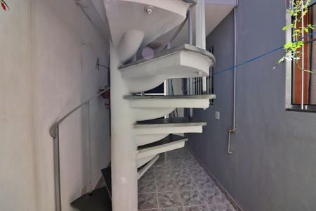 Casa à venda com 139m², 2 quartos e 2 vagasQuintal