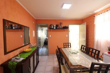 Casa à venda com 139m², 2 quartos e 2 vagasCopa e Cozinha