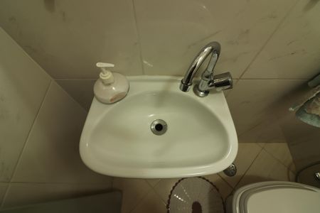 Casa à venda com 139m², 2 quartos e 2 vagasLavabo