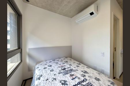 Studio de kitnet/studio para alugar com 0 quarto, 18m² em Santo Amaro, São Paulo