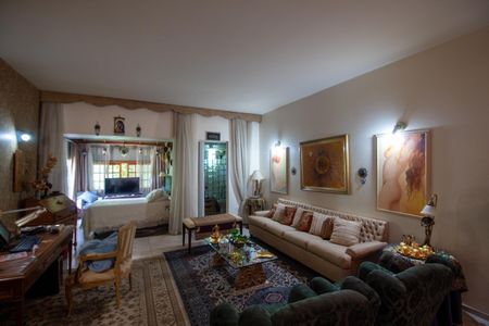 Casa para alugar com 340m², 4 quartos e 4 vagasSala