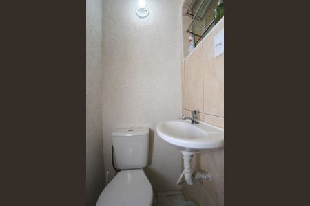 Casa à venda com 100m², 2 quartos e 2 vagasBanheiro