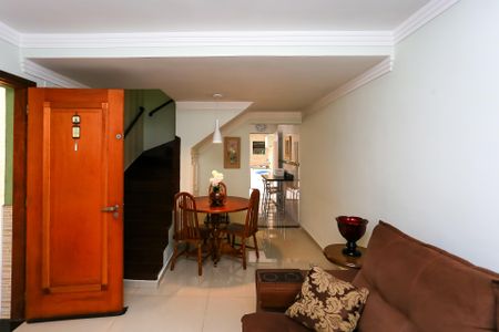 Sala  de casa à venda com 2 quartos, 100m² em Jardim Jamaica, São Paulo