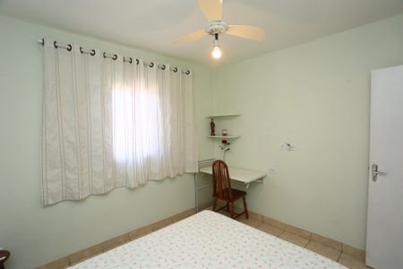 Casa à venda com 100m², 2 quartos e 2 vagasquarto 1