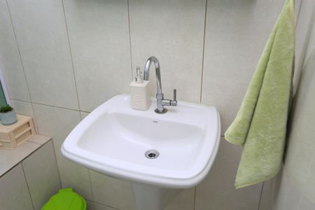 Casa à venda com 100m², 2 quartos e 2 vagasBanheiro