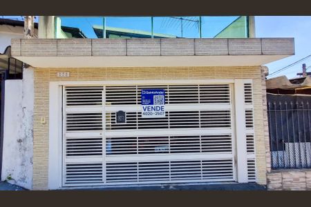 Casa à venda com 100m², 2 quartos e 2 vagasFachada