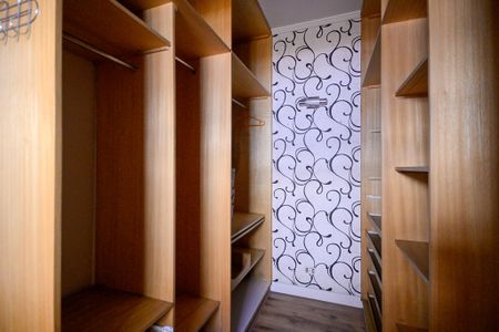 Casa à venda com 264m², 3 quartos e 3 vagasQuarto 3 - Suite (Closset) 