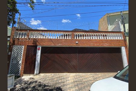 Casa à venda com 264m², 3 quartos e 3 vagasFachada 