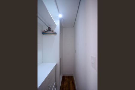 Casa à venda com 264m², 3 quartos e 3 vagasQuarto 2 - Suite (Closset) 