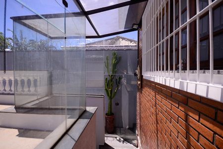 Casa à venda com 264m², 3 quartos e 3 vagasEntrada 