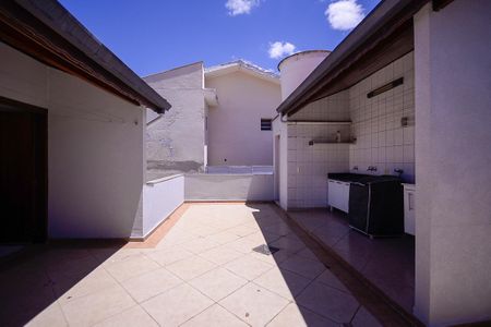 Casa à venda com 264m², 3 quartos e 3 vagasÁrea de Serviço 2