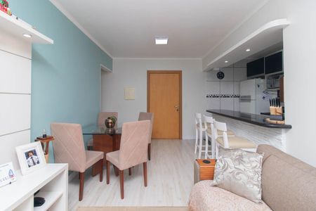 Sala de apartamento à venda com 3 quartos, 63m² em Nonoai, Porto Alegre