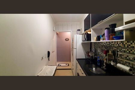 Apartamento à venda com 54m², 2 quartos e 1 vagaCozinha