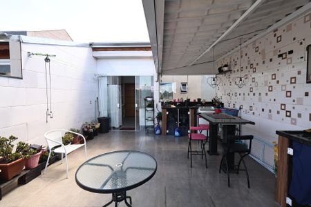 Apartamento à venda com 100m², 2 quartos e 1 vagaCobertura