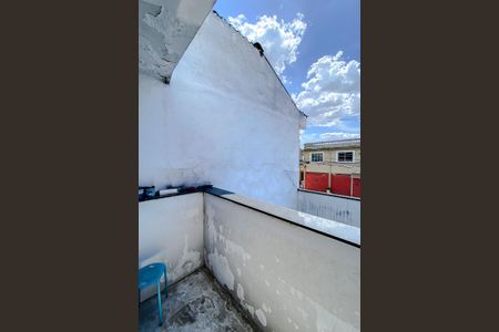 Casa à venda com 85m², 2 quartos e 1 vaga Casa à venda com 85m², 2 quartos e 1 vagaVaranda do Quarto 2