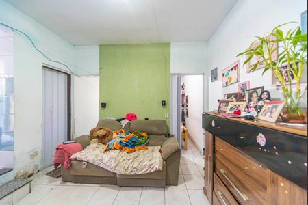 Casa à venda com 300m², 4 quartos e 1 vagaSala