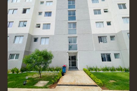 Apartamento para alugar com 44m², 2 quartos e 1 vaga Apartamento para alugar com 44m², 2 quartos e 1 vagaFachada