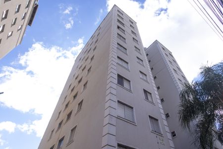 Apartamento à venda com 77m², 3 quartos e 2 vagas Apartamento à venda com 77m², 3 quartos e 2 vagasFachada