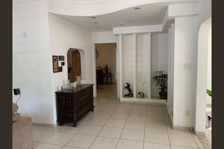 Casa à venda com 243m², 3 quartos e 3 vagas Casa à venda com 243m², 3 quartos e 3 vagasFoto 08