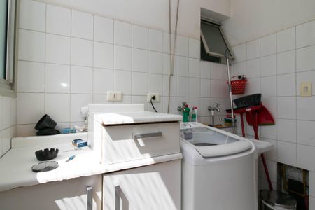 Apartamento à venda com 80m², 4 quartos e 1 vaga Apartamento à venda com 80m², 4 quartos e 1 vagaÁrea de Serviço