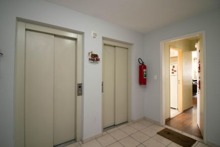 Apartamento à venda com 80m², 4 quartos e 1 vaga Apartamento à venda com 80m², 4 quartos e 1 vaga Hall de entrada