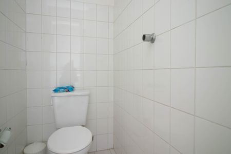 Apartamento à venda com 80m², 4 quartos e 1 vaga Apartamento à venda com 80m², 4 quartos e 1 vagaBanheiro de serviço