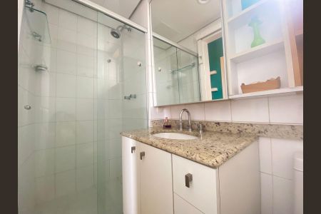 Apartamento para alugar com 65m², 2 quartos e 1 vaga Apartamento para alugar com 65m², 2 quartos e 1 vagaBanheiro