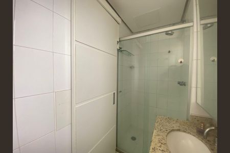 Apartamento para alugar com 65m², 2 quartos e 1 vaga Apartamento para alugar com 65m², 2 quartos e 1 vagaBanheiro