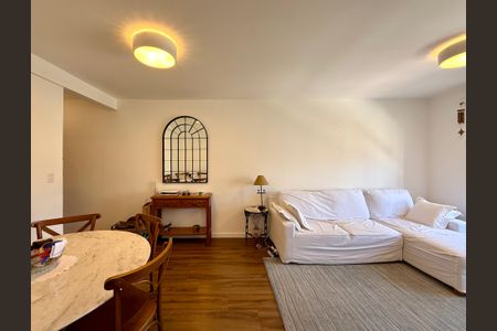 Apartamento à venda com 65m², 2 quartos e 1 vagaSala 