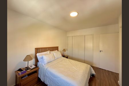 Apartamento à venda com 65m², 2 quartos e 1 vagaQuarto 2