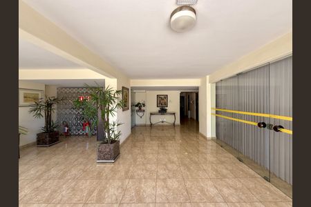 Apartamento à venda com 65m², 2 quartos e 1 vagaHall Social Bloco 