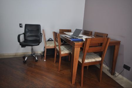 Sala de apartamento à venda com 2 quartos, 54m² em Parque Vitoria, São Paulo