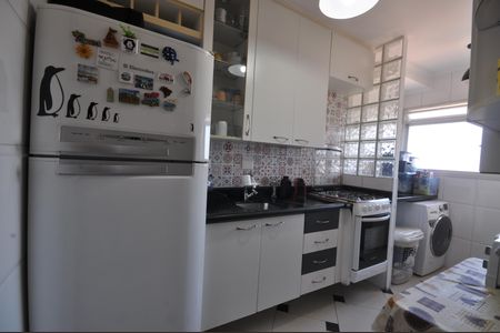 Apartamento à venda com 54m², 2 quartos e 1 vagaCozinha