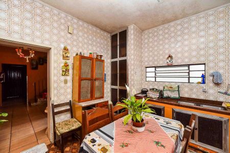 Casa à venda com 370m², 4 quartos e 1 vaga Casa à venda com 370m², 4 quartos e 1 vagaCozinha