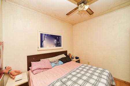 Casa à venda com 370m², 4 quartos e 1 vaga Casa à venda com 370m², 4 quartos e 1 vagaQuarto 2