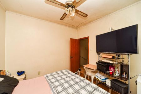 Casa à venda com 370m², 4 quartos e 1 vaga Casa à venda com 370m², 4 quartos e 1 vagaQuarto 2